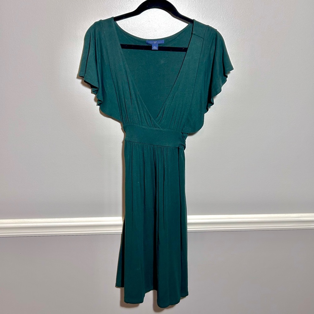 Gap flutter-sleeve hunter green dress